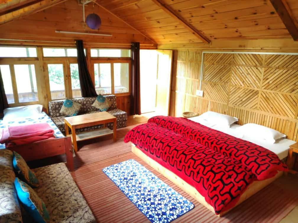 Latoda Eco Lodge Jibhi Екстериор снимка